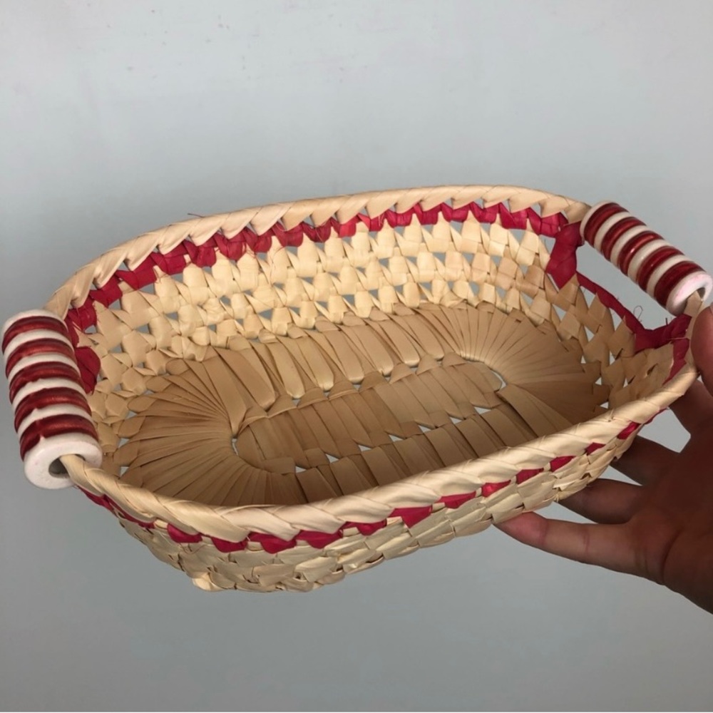 Natural woven basket